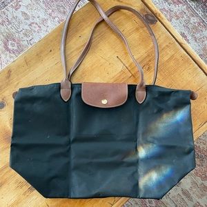 Longchamp tote - classic black w/ leather straps